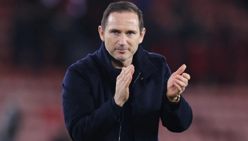 nicky-butt-de-xuat-chelsea-can-nhac-dua-lampard